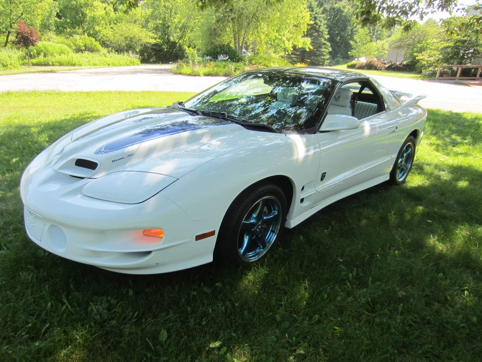 1999 Pontiac Firebird Trans Am 4th Gen - Image 2 of 31