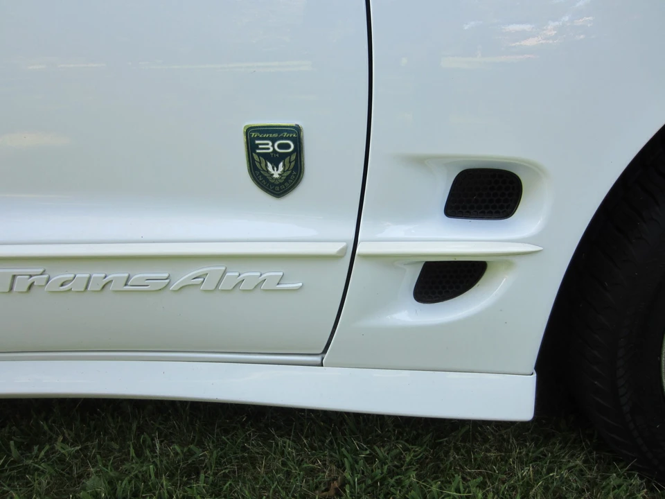 1999 Pontiac Firebird Trans Am 4th Gen - Image 19 of 31