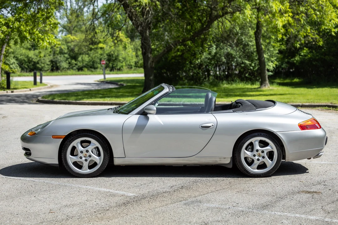 1999 Porsche 996 Carrera - Image 9 of 31
