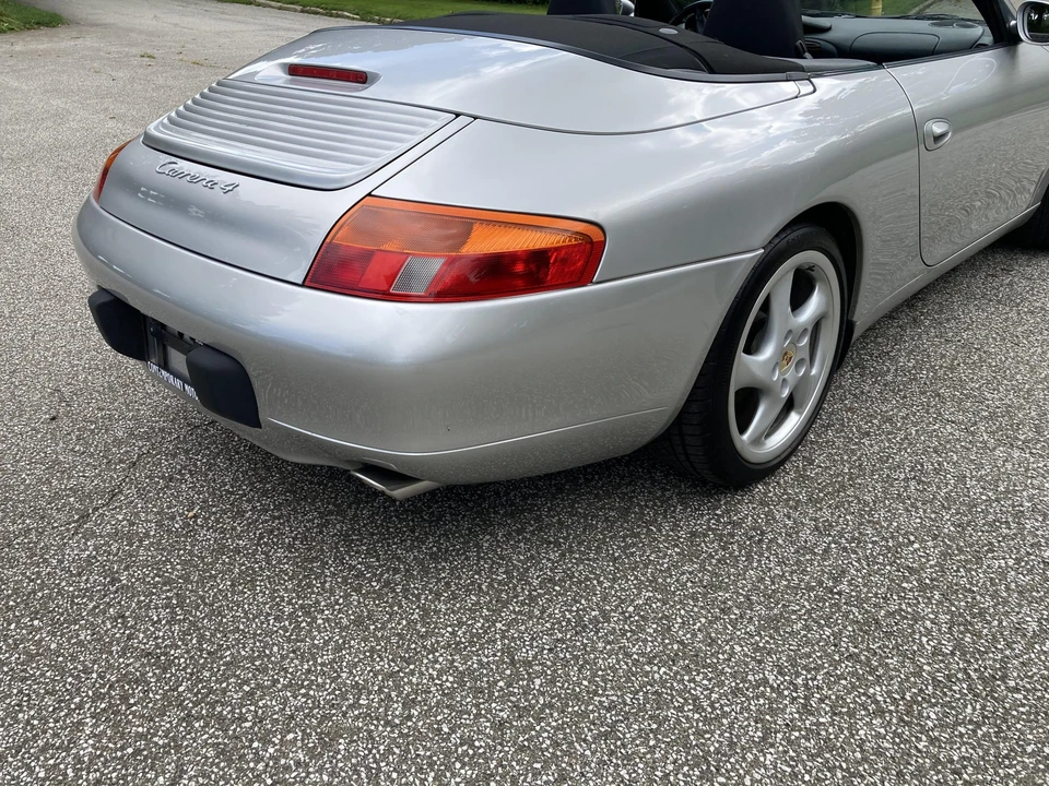 1999 Porsche 996 Carrera - Image 23 of 31