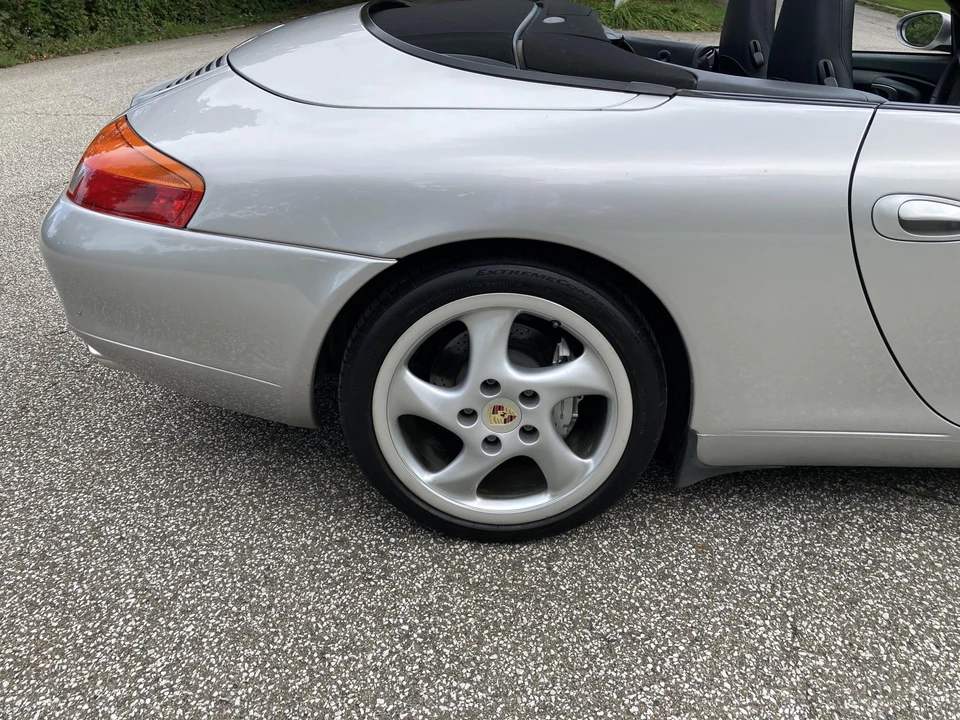 1999 Porsche 996 Carrera - Image 22 of 31