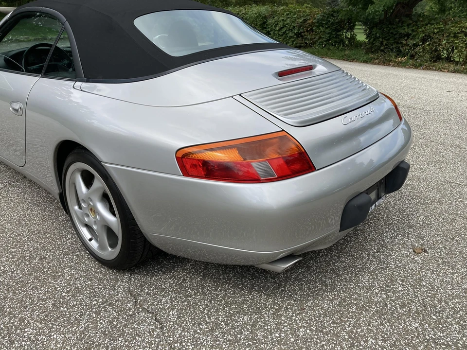 1999 Porsche 996 Carrera - Image 24 of 31