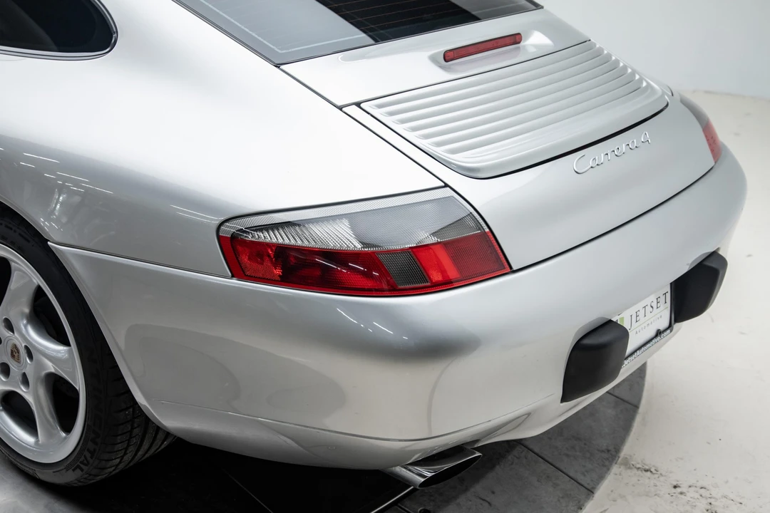 1999 Porsche 996 Carrera - Image 30 of 31