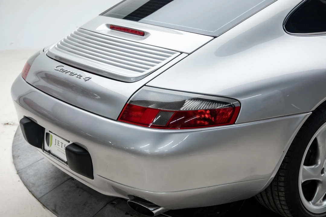 1999 Porsche 996 Carrera - Image 29 of 31