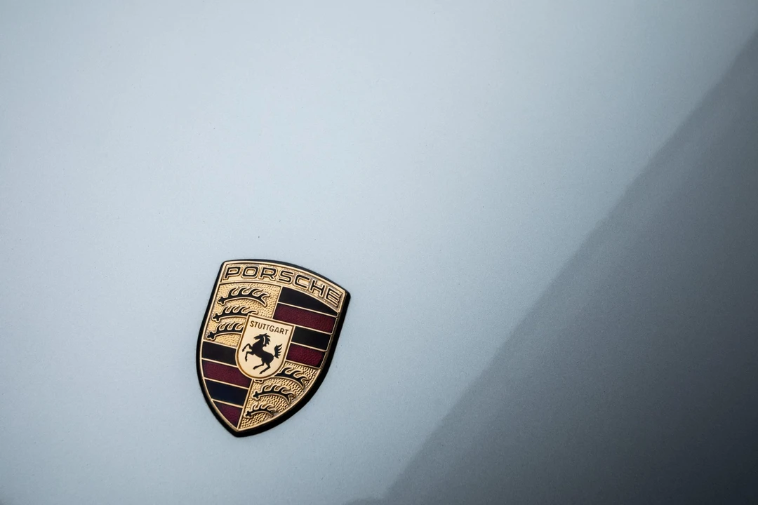 1999 Porsche 996 Carrera - Image 25 of 31