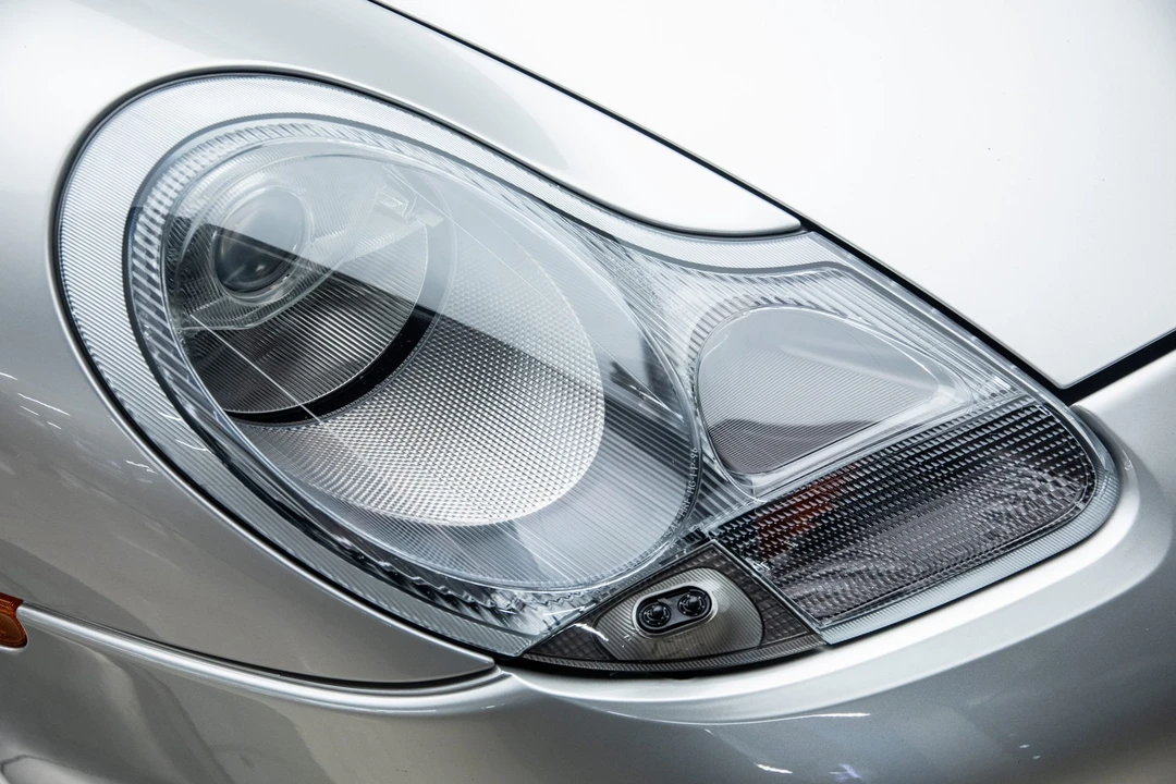 1999 Porsche 996 Carrera - Image 23 of 31