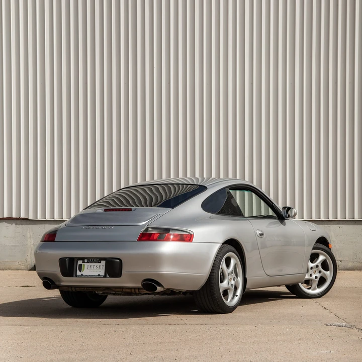 1999 Porsche 996 Carrera - Image 17 of 31
