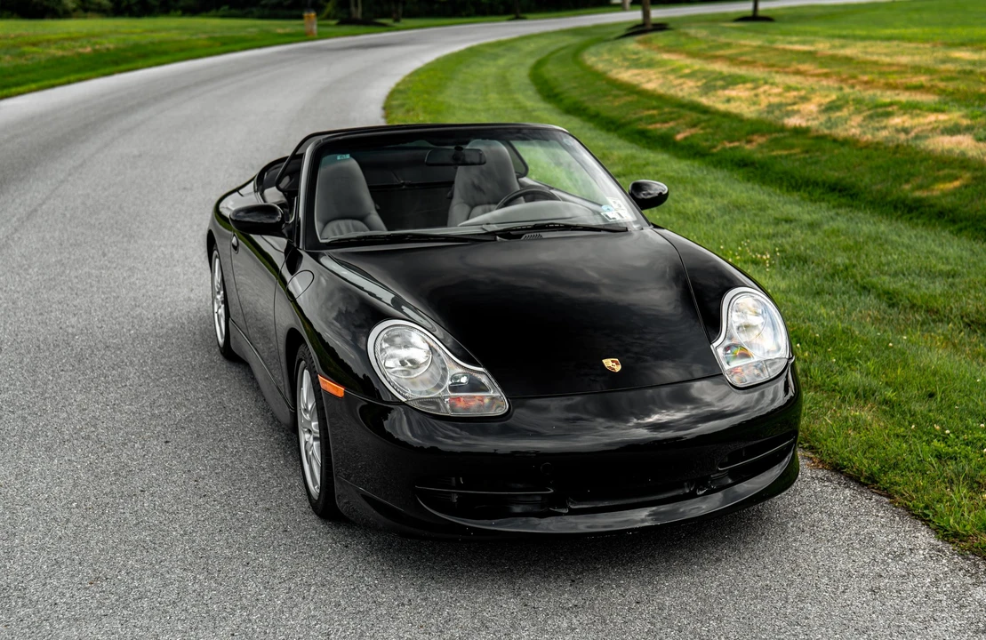 1999 Porsche 996 Carrera - Image 10 of 31