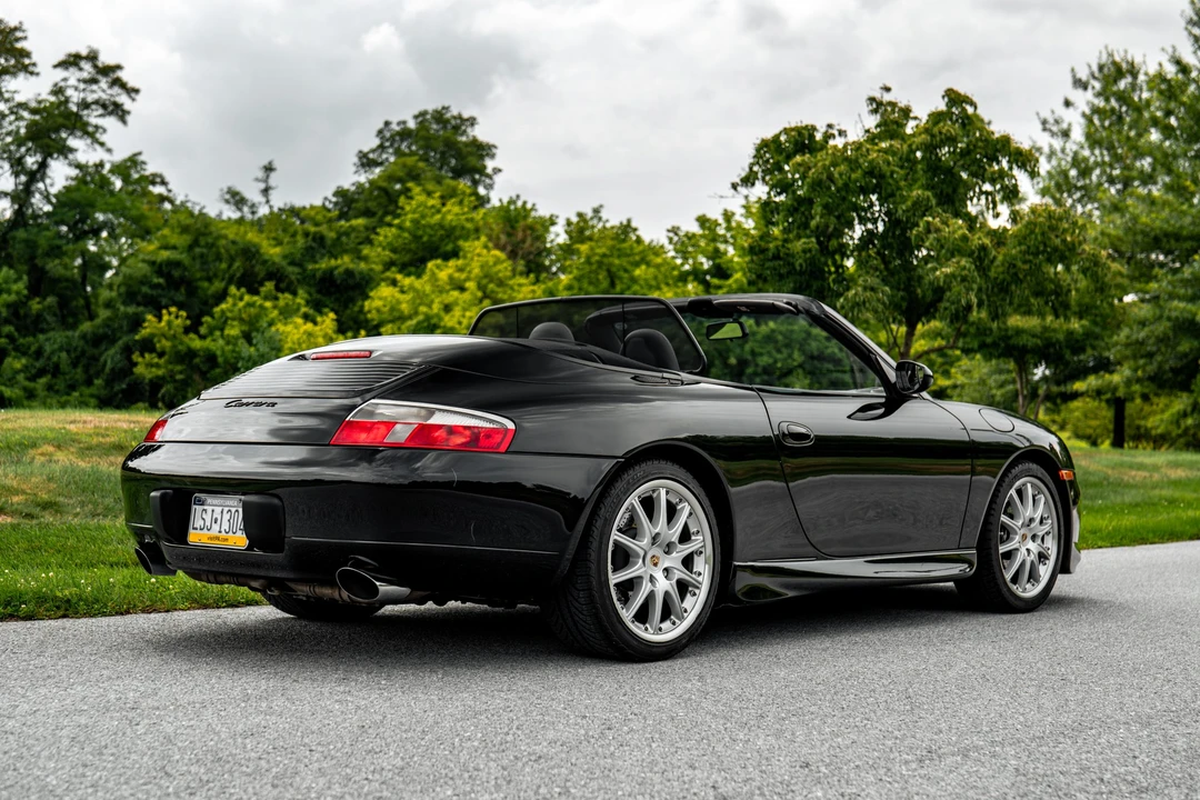 1999 Porsche 996 Carrera - Image 27 of 31