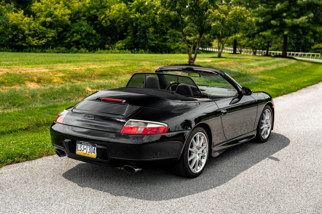 1999 Porsche 996 Carrera - Image 28 of 31