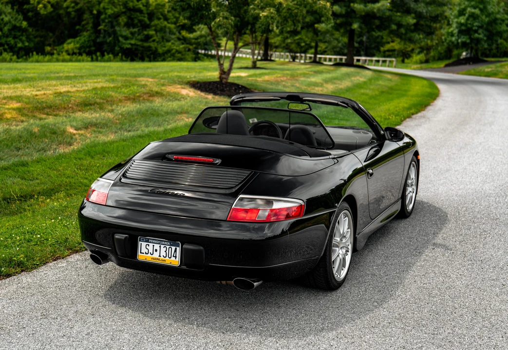 1999 Porsche 996 Carrera - Image 30 of 31