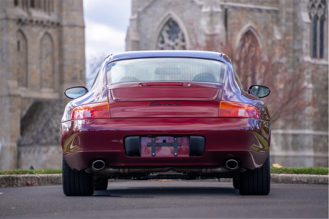 1999 Porsche 996 Carrera - Image 16 of 31