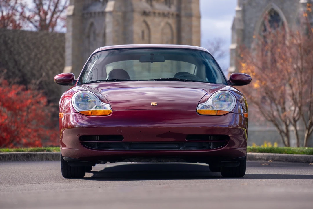1999 Porsche 996 Carrera - Image 11 of 31