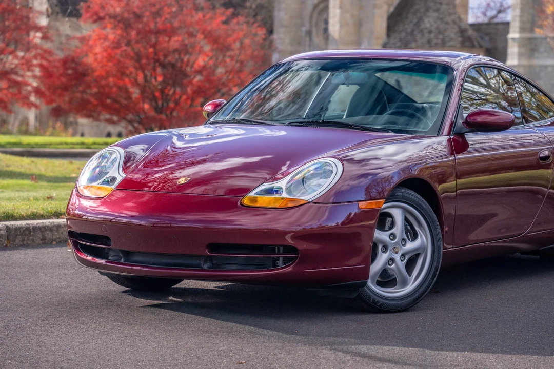 1999 Porsche 996 Carrera - Image 24 of 31