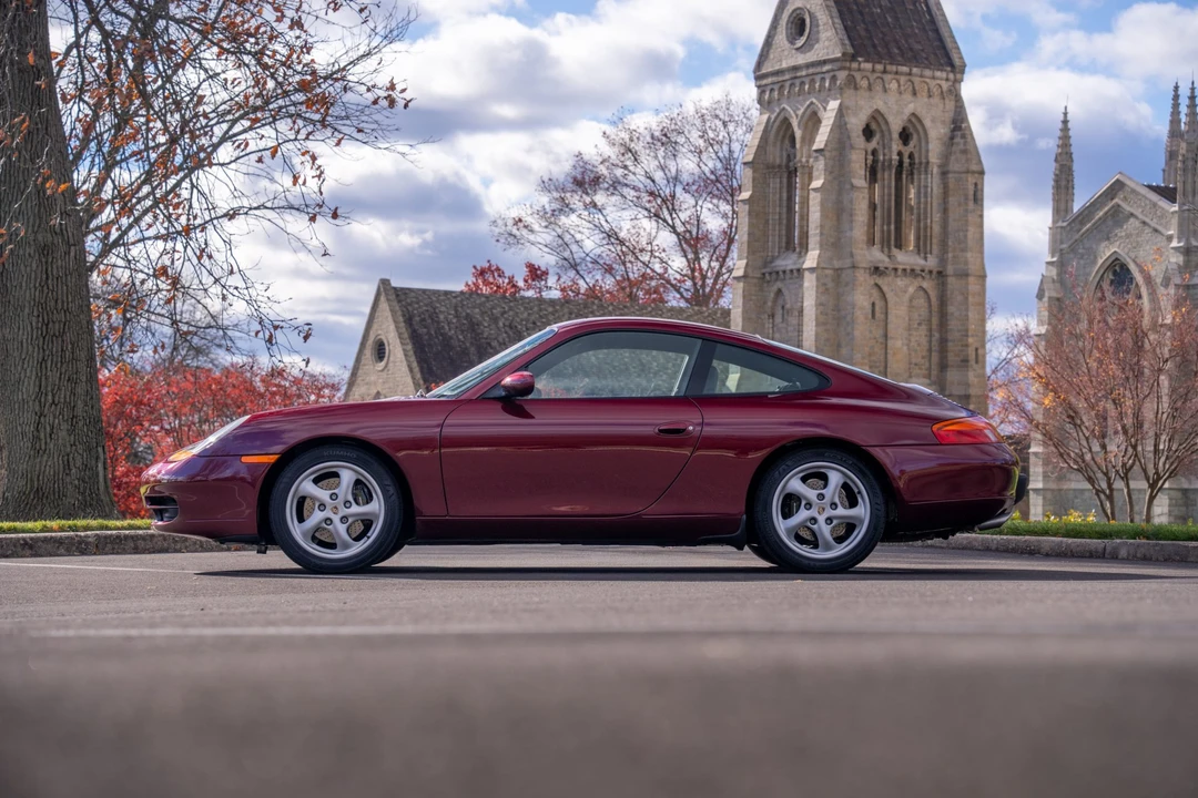 1999 Porsche 996 Carrera - Image 14 of 31