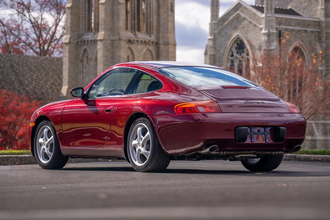 1999 Porsche 996 Carrera - Image 15 of 31