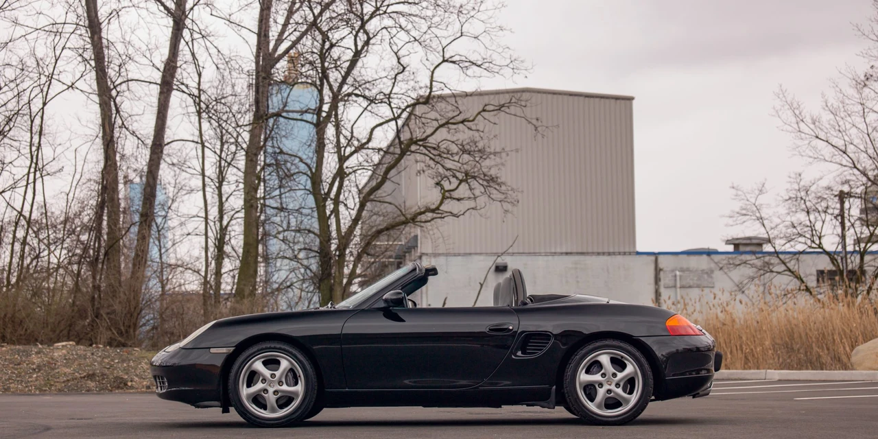 1999 Porsche 986 Boxster - Image 12 of 31