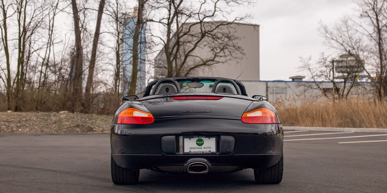 1999 Porsche 986 Boxster - Image 16 of 31
