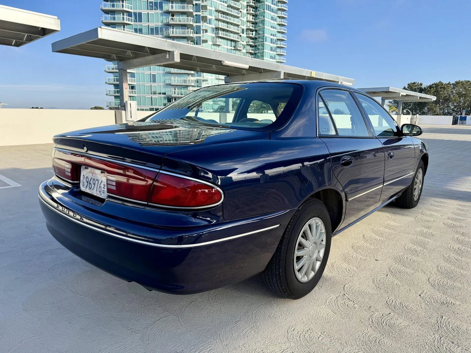 2000 Buick Century - Image 27 of 31