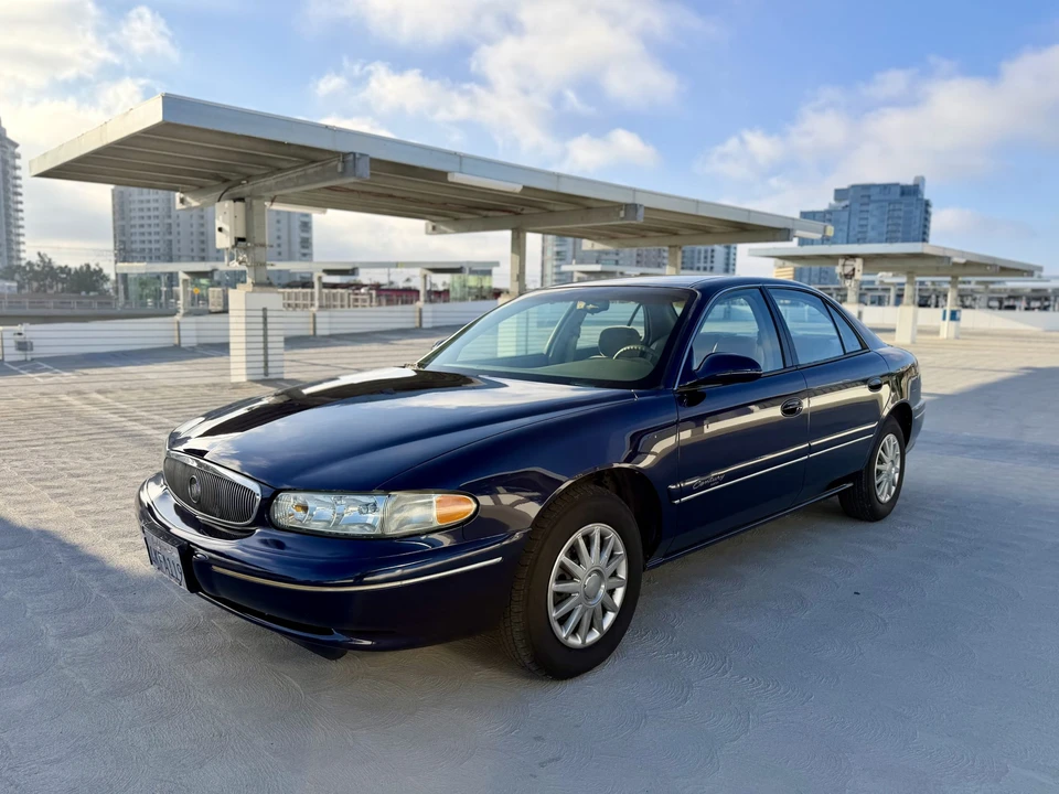 2000 Buick Century - Image 15 of 31