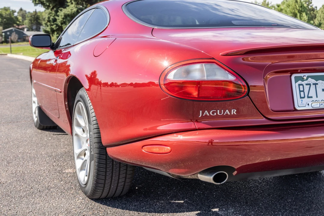 2000 Jaguar X100 XKR - Image 4 of 31