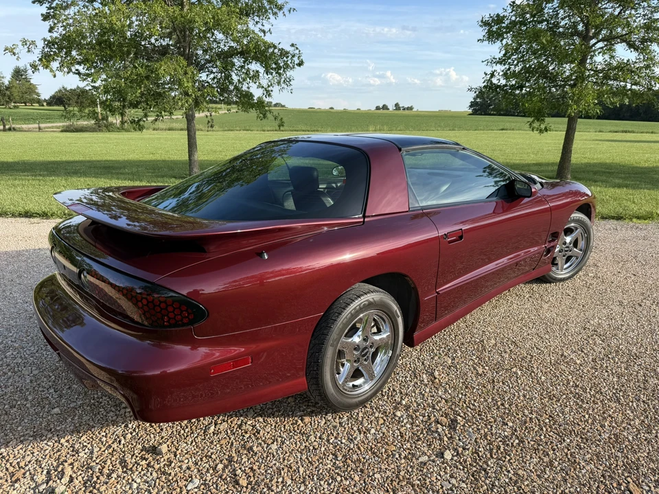 2000 Pontiac Firebird Trans Am 4th Gen - Image 14 of 31