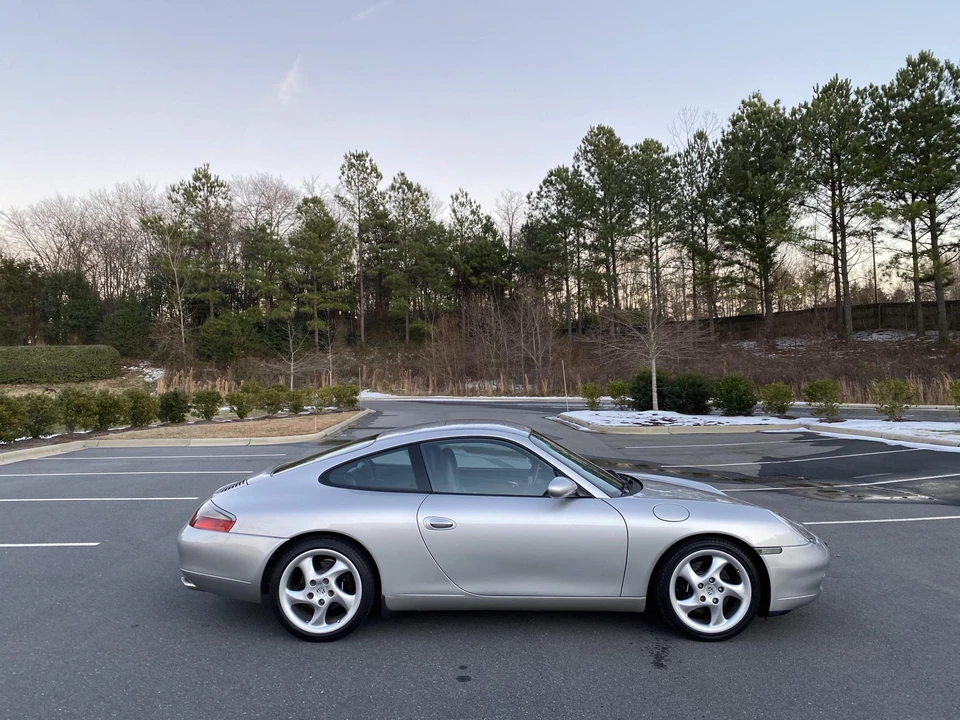 2000 Porsche 996 Carrera - Image 26 of 31