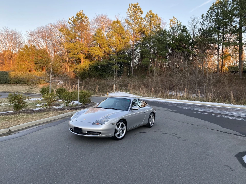 2000 Porsche 996 Carrera - Image 10 of 31