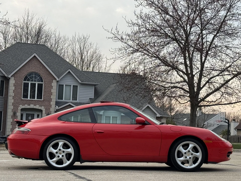 2000 Porsche 996 Carrera - Image 9 of 31