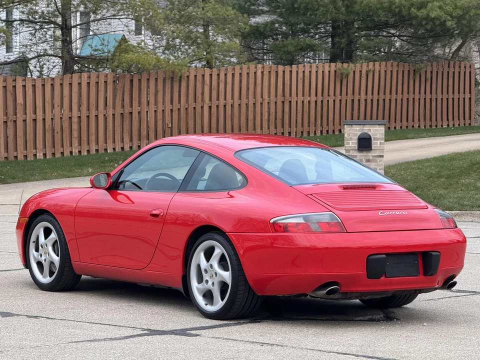 2000 Porsche 996 Carrera - Image 28 of 31
