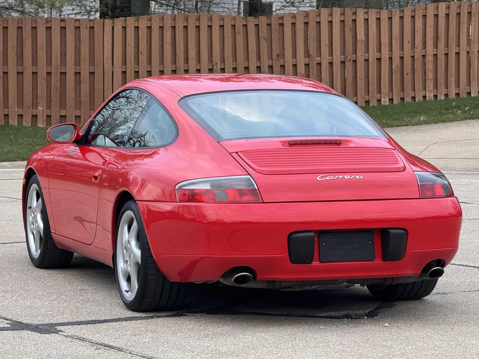 2000 Porsche 996 Carrera - Image 30 of 31