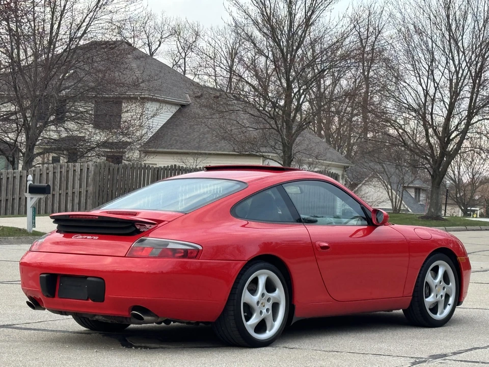 2000 Porsche 996 Carrera - Image 12 of 31