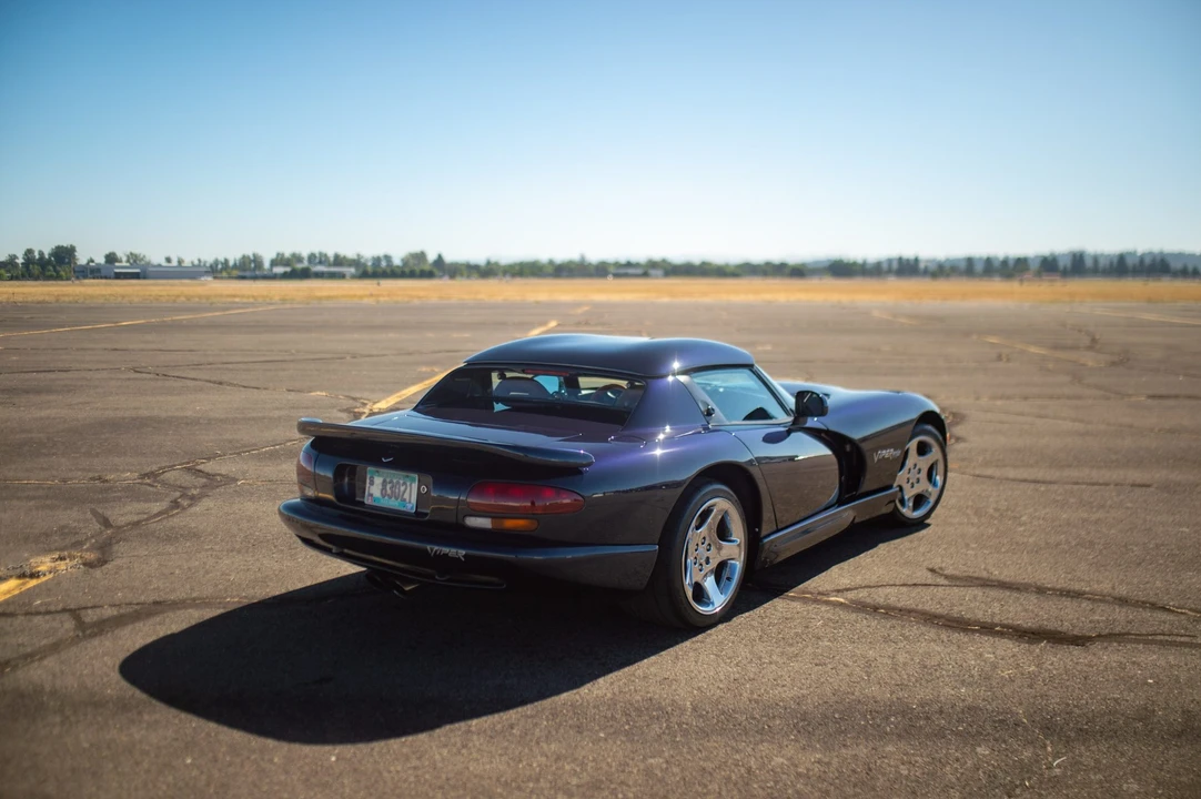 2001 Dodge Viper 2nd Gen - Image 17 of 31