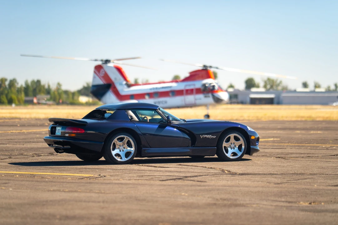 2001 Dodge Viper 2nd Gen - Image 15 of 31