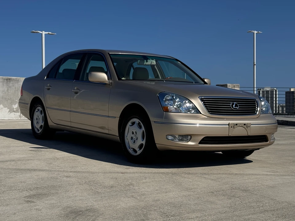 2001 Lexus LS 3rd Gen - Image 20 of 31