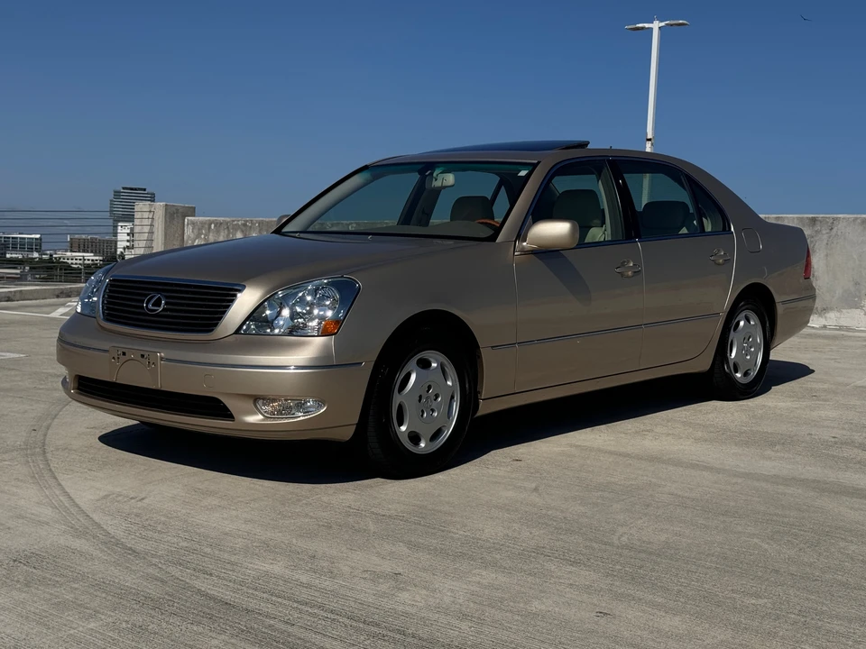 2001 Lexus LS 3rd Gen - Image 4 of 31