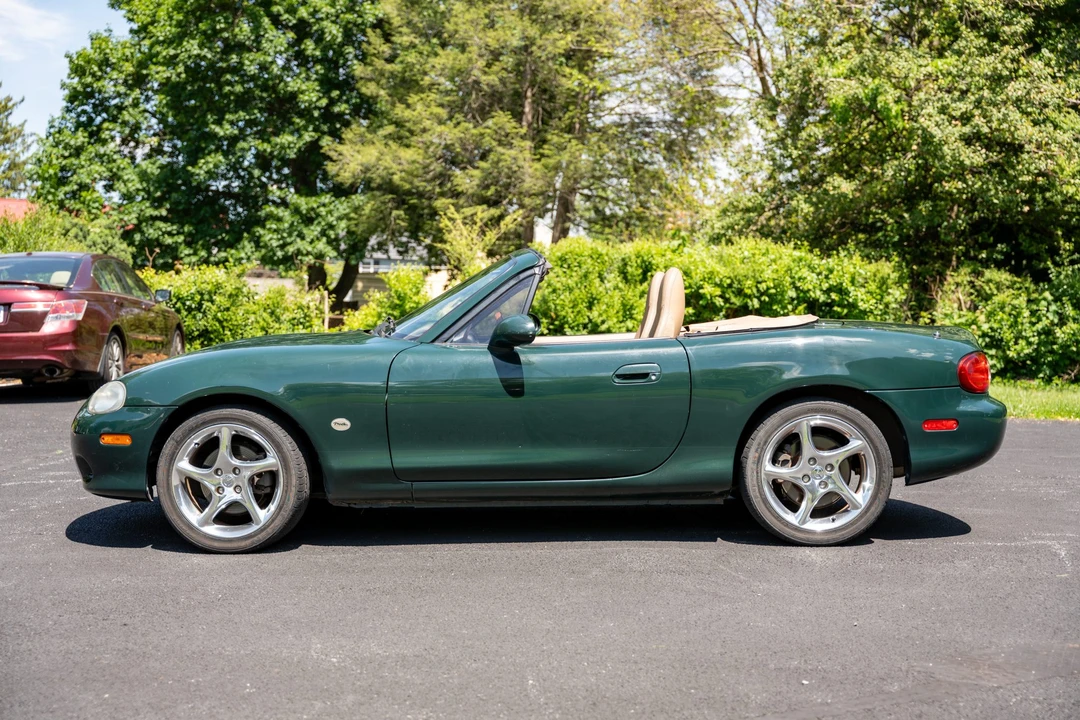 2001 Mazda NB MX-5 Miata - Image 3 of 31