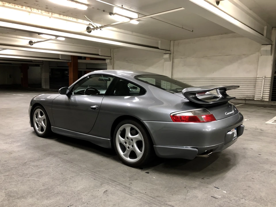 2001 Porsche 996 Carrera - Image 14 of 31