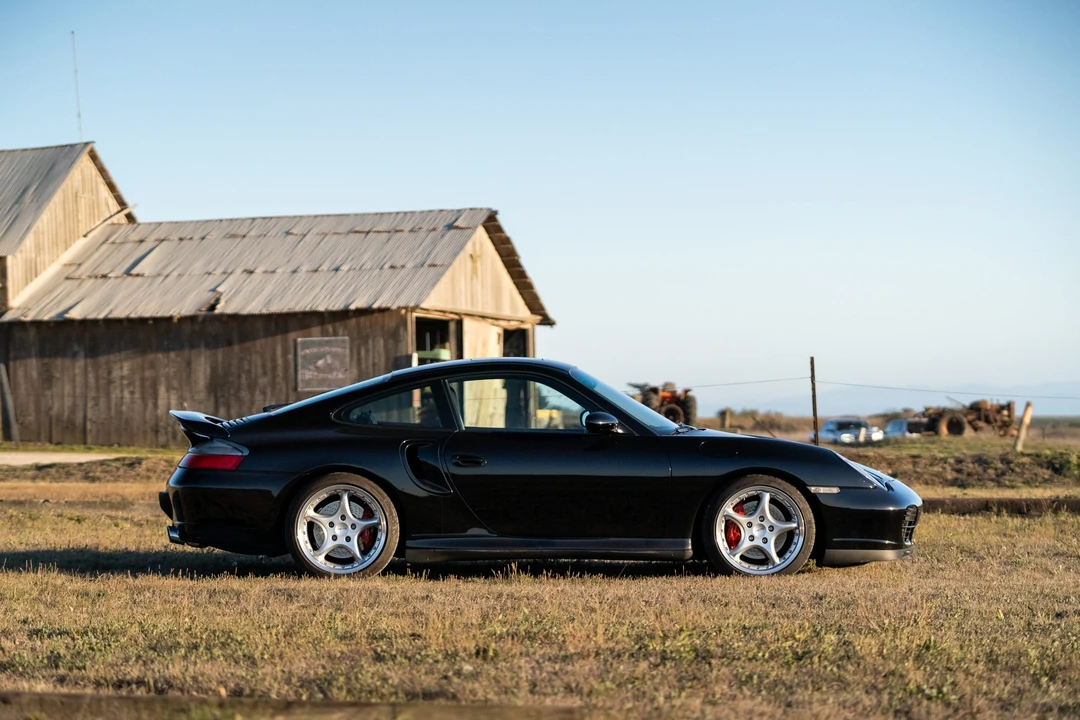 2001 Porsche 996 Turbo - Image 16 of 31