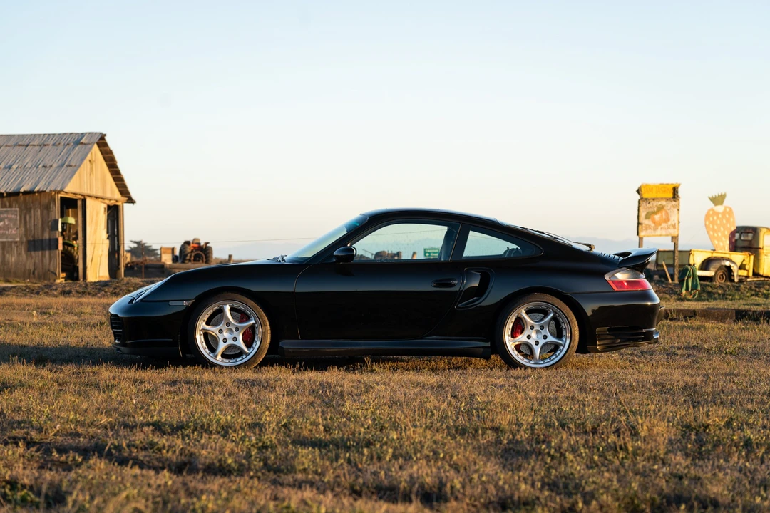2001 Porsche 996 Turbo - Image 10 of 31