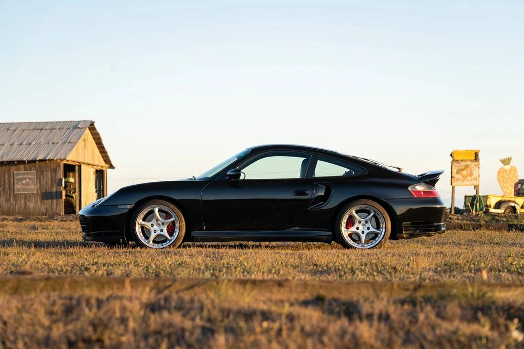 2001 Porsche 996 Turbo - Image 11 of 31
