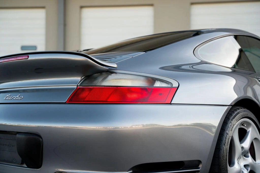 2001 Porsche 996 Turbo - Image 21 of 31