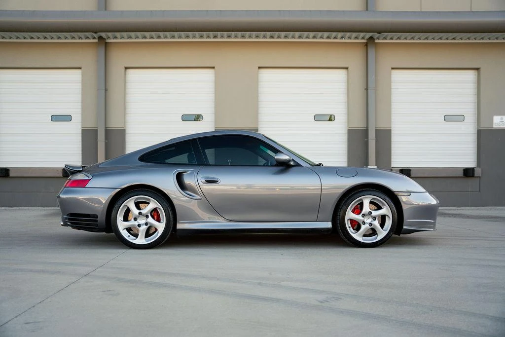 2001 Porsche 996 Turbo - Image 12 of 31