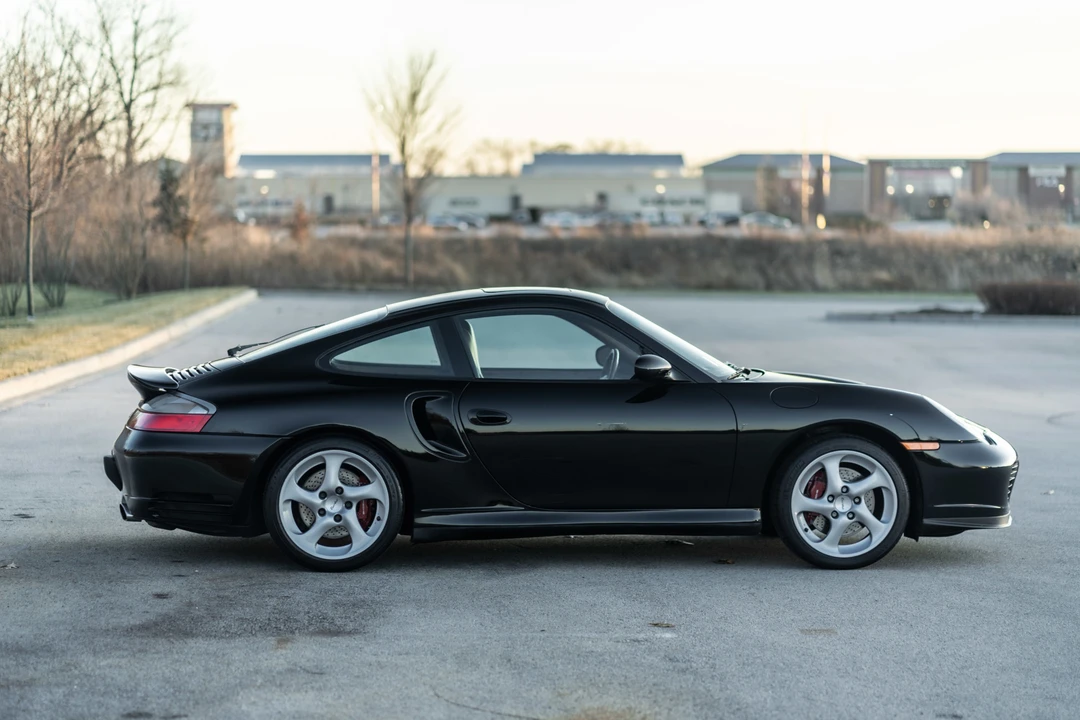 2001 Porsche 996 Turbo - Image 13 of 31
