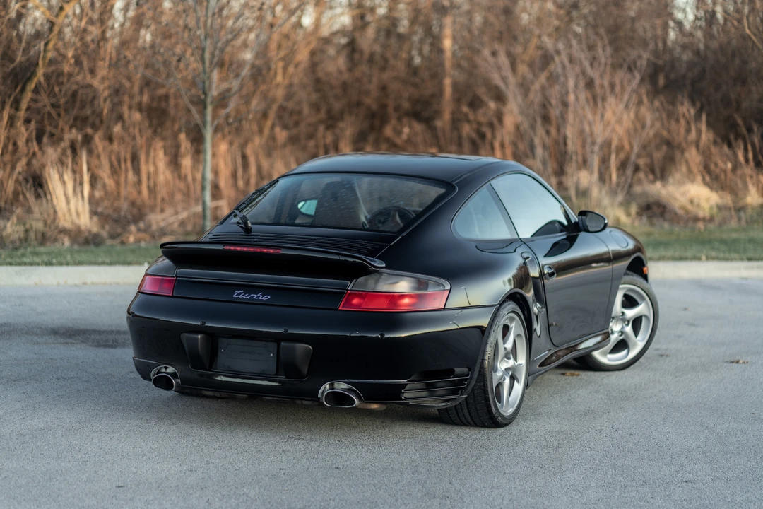 2001 Porsche 996 Turbo - Image 17 of 31