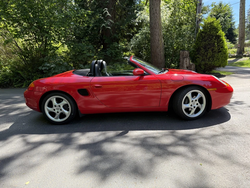 2001 Porsche 986 Boxster - Image 12 of 31