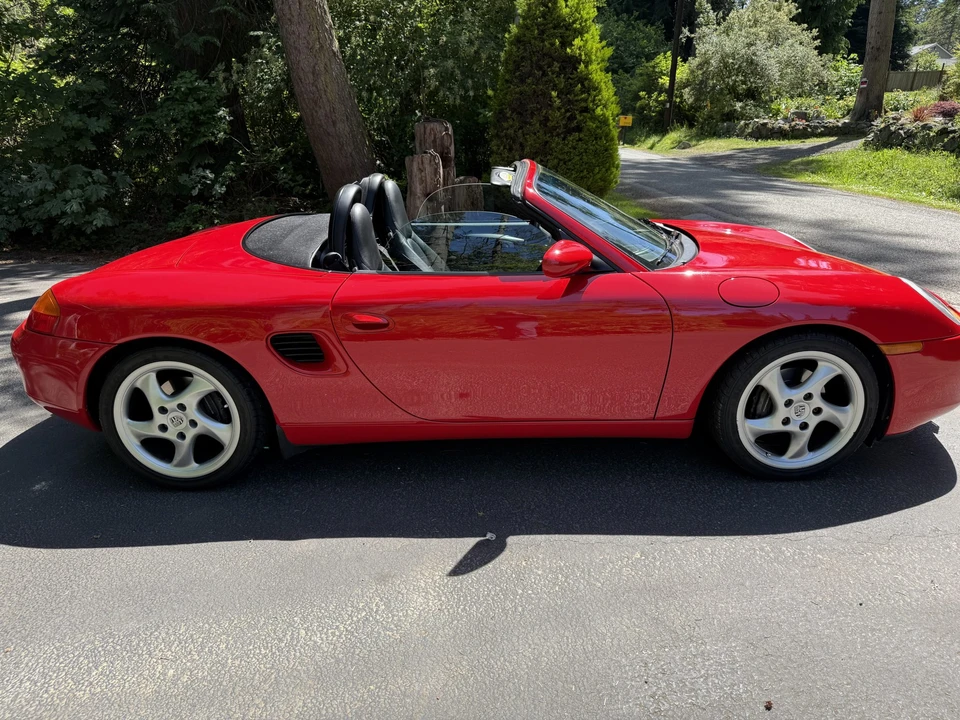 2001 Porsche 986 Boxster - Image 13 of 31
