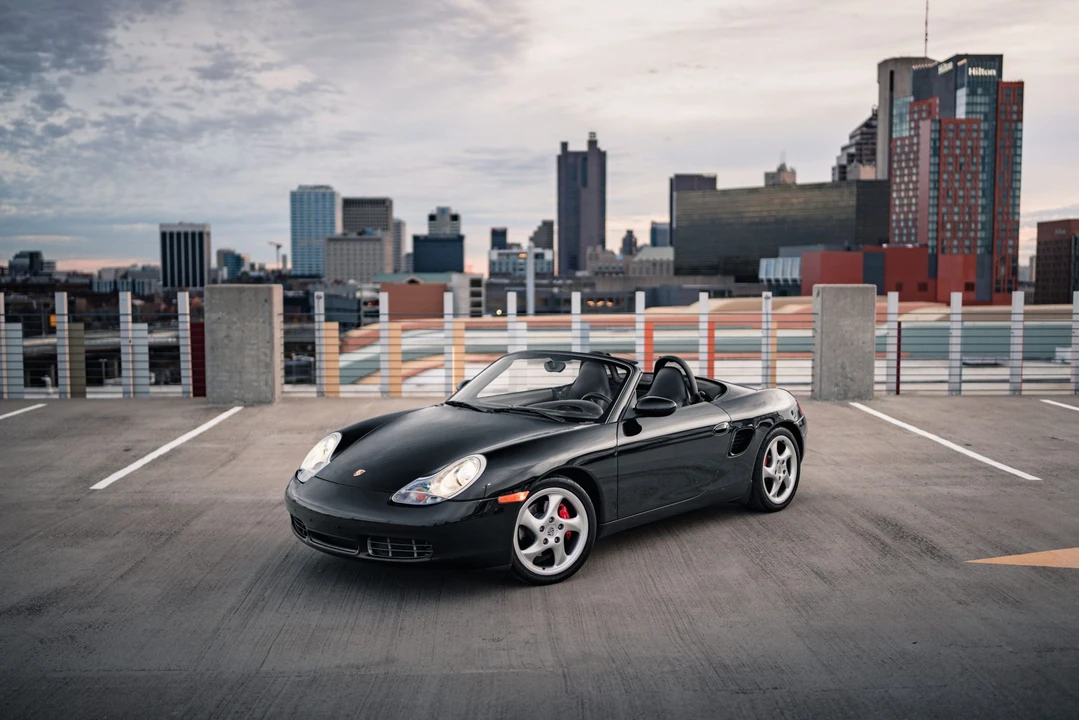 2001 Porsche 986 Boxster S - Image 2 of 31