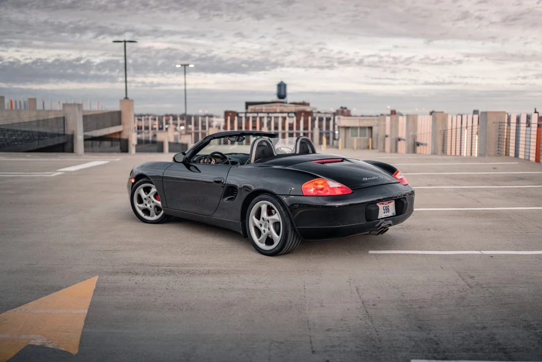 2001 Porsche 986 Boxster S - Image 10 of 31
