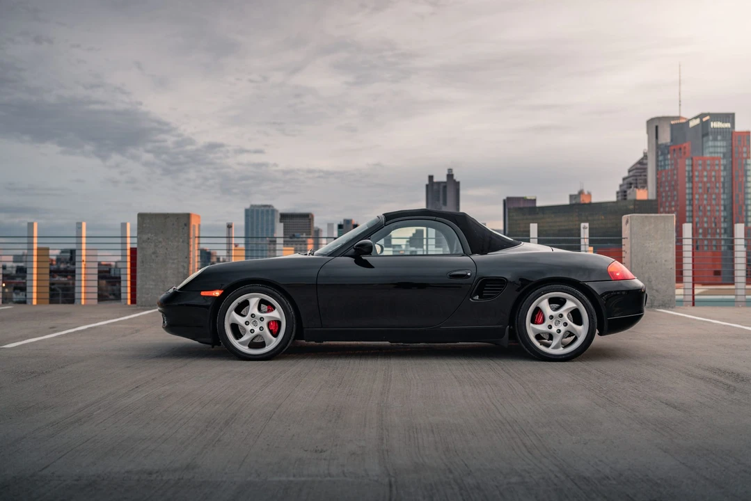 2001 Porsche 986 Boxster S - Image 7 of 31